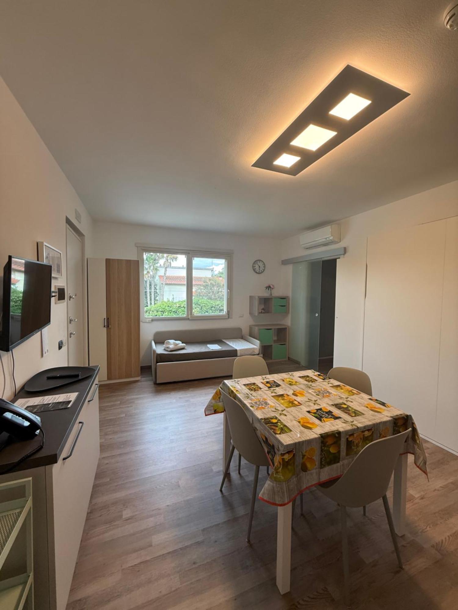 Residence San Francesco Тиррения Экстерьер фото